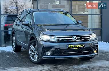 Внедорожник / Кроссовер Volkswagen Tiguan 2017 в Ивано-Франковске
