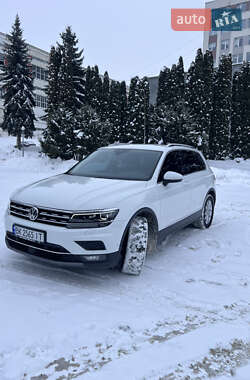 Позашляховик / Кросовер Volkswagen Tiguan 2019 в Рівному