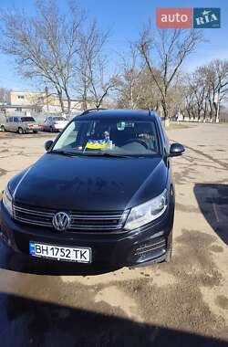 Позашляховик / Кросовер Volkswagen Tiguan 2017 в Овідіополі