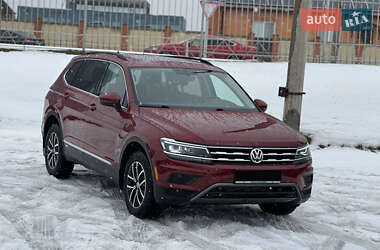 Внедорожник / Кроссовер Volkswagen Tiguan 2021 в Киеве