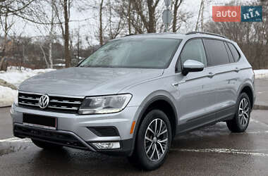 Позашляховик / Кросовер Volkswagen Tiguan 2021 в Києві