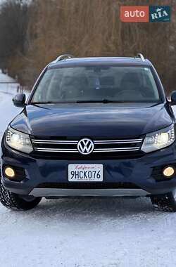 Позашляховик / Кросовер Volkswagen Tiguan 2016 в Дубні