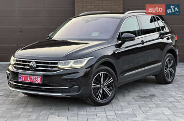 Позашляховик / Кросовер Volkswagen Tiguan 2022 в Луцьку
