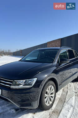 Позашляховик / Кросовер Volkswagen Tiguan 2019 в Хмельницькому