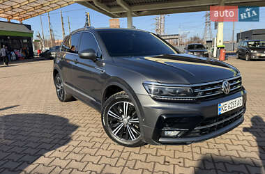 Внедорожник / Кроссовер Volkswagen Tiguan 2017 в Кривом Роге