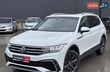 Позашляховик / Кросовер Volkswagen Tiguan 2021 в Львові