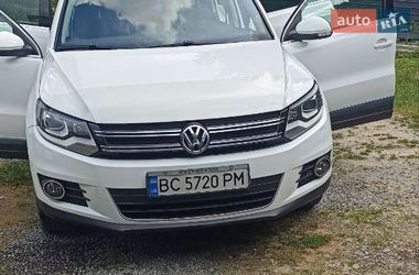 Позашляховик / Кросовер Volkswagen Tiguan 2015 в Львові