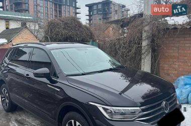 Внедорожник / Кроссовер Volkswagen Tiguan 2021 в Виннице