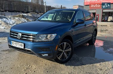 Позашляховик / Кросовер Volkswagen Tiguan 2017 в Тернополі