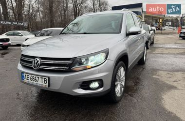 Позашляховик / Кросовер Volkswagen Tiguan 2014 в Дніпрі