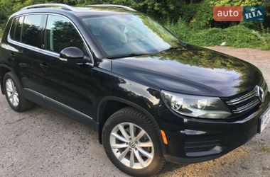 Позашляховик / Кросовер Volkswagen Tiguan 2016 в Охтирці