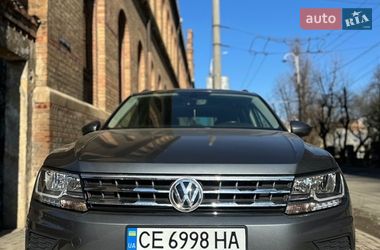 Внедорожник / Кроссовер Volkswagen Tiguan 2019 в Черновцах