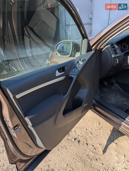 Volkswagen Tiguan 2013 VIN WVGZZZ5NZDW088274 фото оголошення 5 з 61