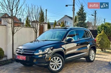 Внедорожник / Кроссовер Volkswagen Tiguan 2017 в Виннице