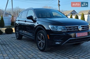Внедорожник / Кроссовер Volkswagen Tiguan 2018 в Верхнеднепровске