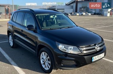 Внедорожник / Кроссовер Volkswagen Tiguan 2017 в Киеве