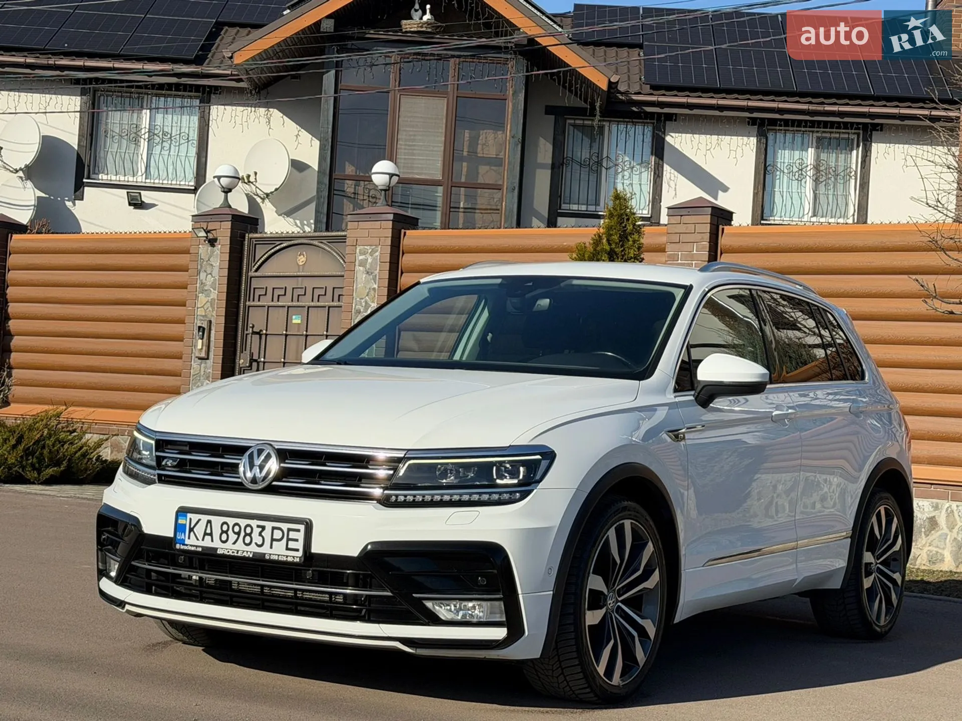 2017 Volkswagen Tiguan - мініатюра 7