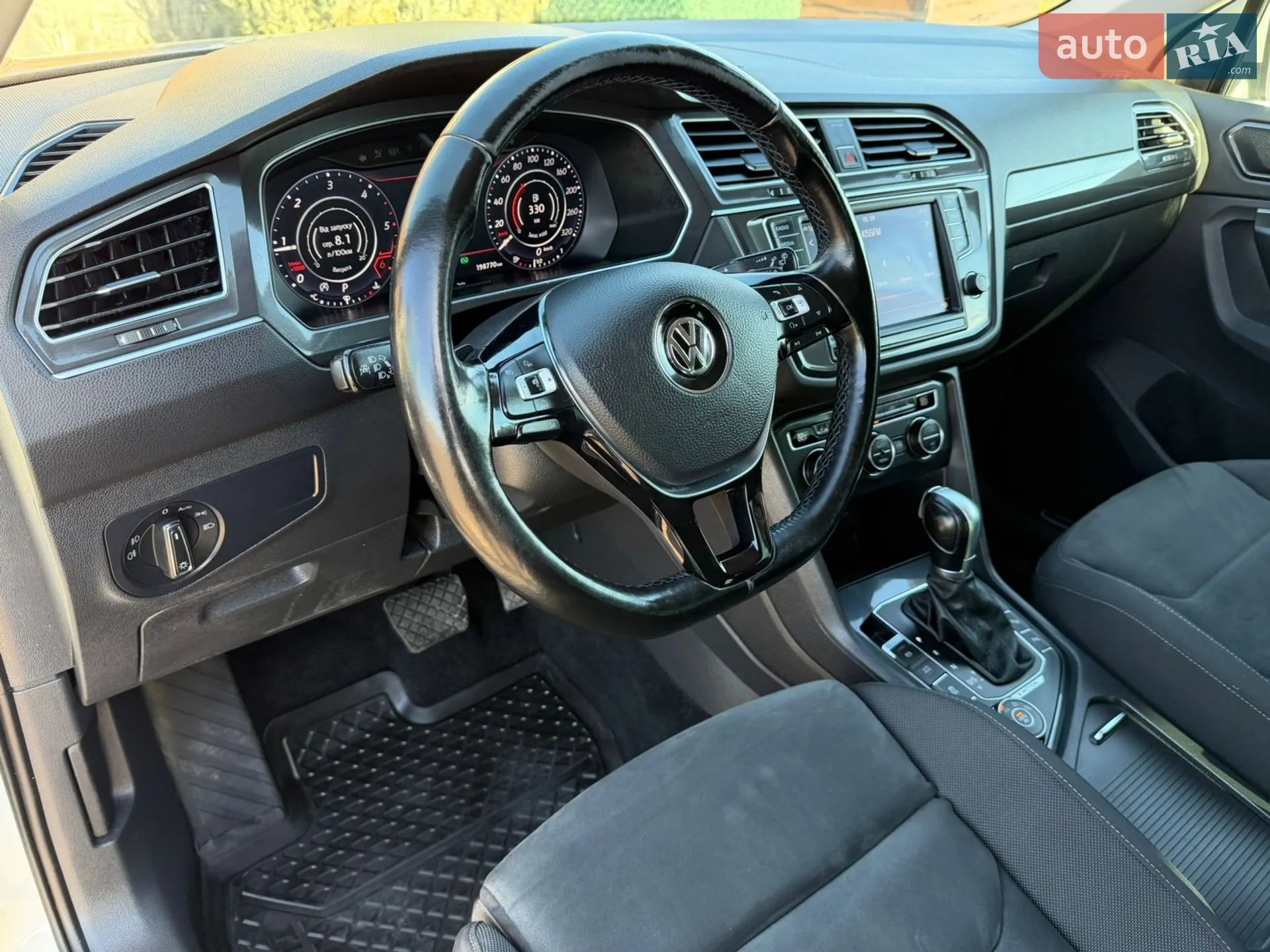 2017 Volkswagen Tiguan - мініатюра 46