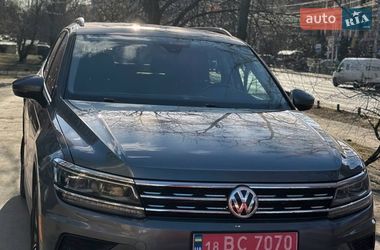 Внедорожник / Кроссовер Volkswagen Tiguan 2018 в Киеве
