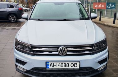Позашляховик / Кросовер Volkswagen Tiguan 2018 в Києві