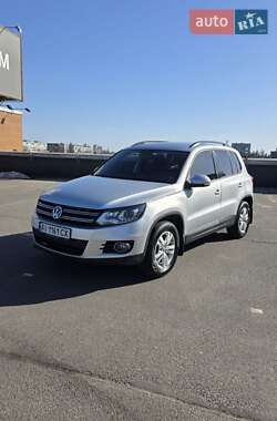 Внедорожник / Кроссовер Volkswagen Tiguan 2015 в Киеве