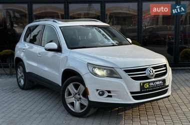 Позашляховик / Кросовер Volkswagen Tiguan 2010 в Львові