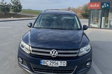Позашляховик / Кросовер Volkswagen Tiguan 2016 в Мостиській