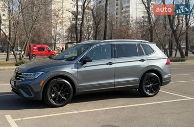Внедорожник / Кроссовер Volkswagen Tiguan 2023 в Киеве