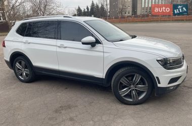 Внедорожник / Кроссовер Volkswagen Tiguan 2019 в Кривом Роге