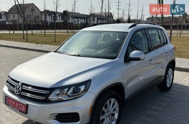 Позашляховик / Кросовер Volkswagen Tiguan 2017 в Бучі