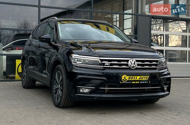Позашляховик / Кросовер Volkswagen Tiguan 2017 в Івано-Франківську