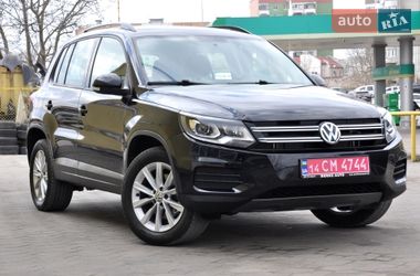 Внедорожник / Кроссовер Volkswagen Tiguan 2018 в Львове