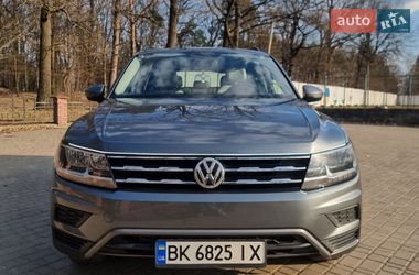 Внедорожник / Кроссовер Volkswagen Tiguan 2021 в Владимирце