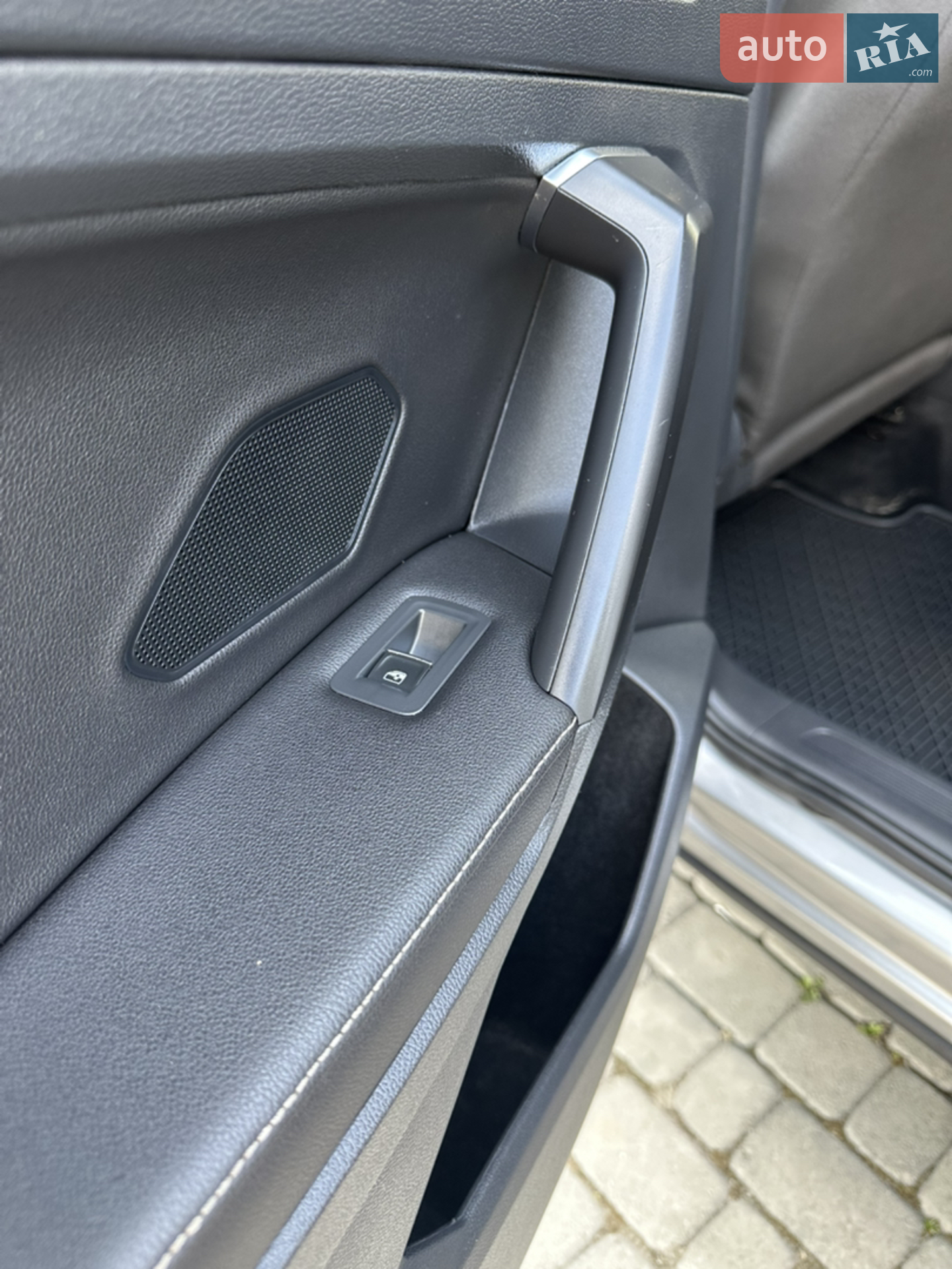 2022 Volkswagen Tiguan - мініатюра 32