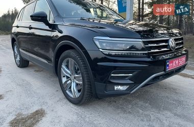 Внедорожник / Кроссовер Volkswagen Tiguan 2017 в Вышгороде