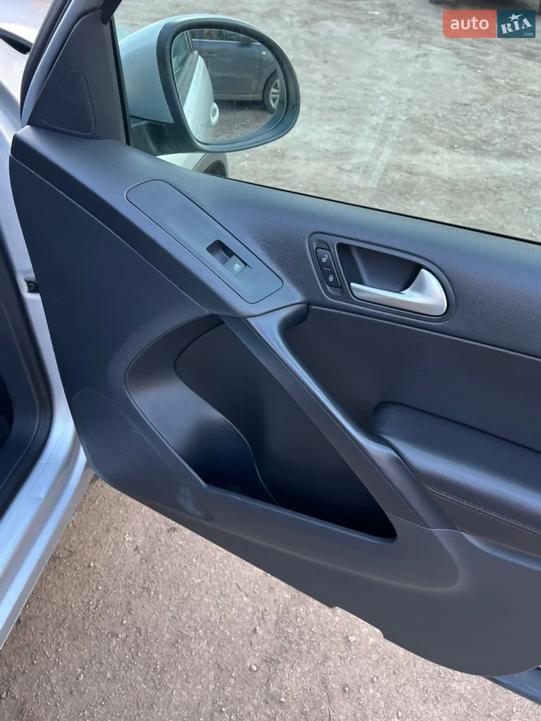 2014 Volkswagen Tiguan - мініатюра 10