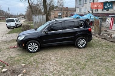 Позашляховик / Кросовер Volkswagen Tiguan 2010 в Бердичеві