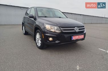 Позашляховик / Кросовер Volkswagen Tiguan 2014 в Києві