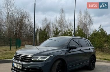 Позашляховик / Кросовер Volkswagen Tiguan 2022 в Києві
