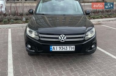 Внедорожник / Кроссовер Volkswagen Tiguan 2016 в Киеве