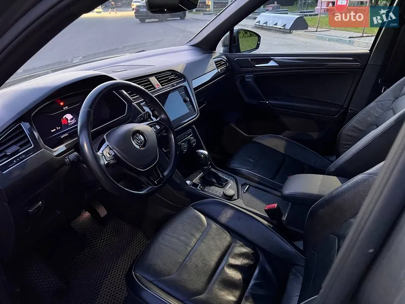 Volkswagen Tiguan 2018 VIN WVGZZZ5NZJM123670 фото оголошення 9 з 61