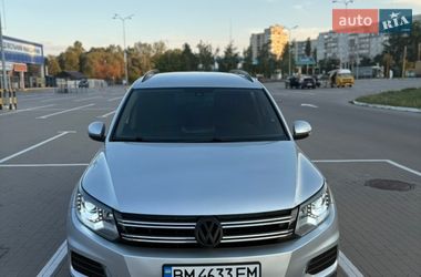 Внедорожник / Кроссовер Volkswagen Tiguan 2016 в Сумах