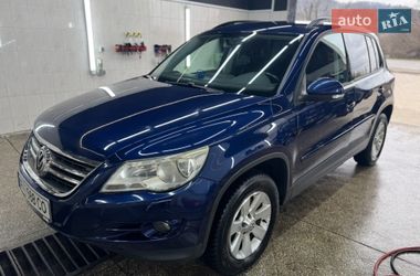 Позашляховик / Кросовер Volkswagen Tiguan 2010 в Вижниці