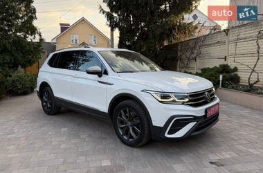 Внедорожник / Кроссовер Volkswagen Tiguan 2022 в Житомире