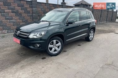 Внедорожник / Кроссовер Volkswagen Tiguan 2012 в Ровно