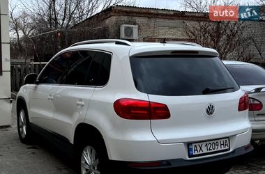 Внедорожник / Кроссовер Volkswagen Tiguan 2013 в Харькове