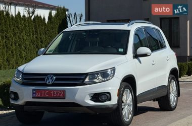 Внедорожник / Кроссовер Volkswagen Tiguan 2015 в Луцке