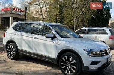 Внедорожник / Кроссовер Volkswagen Tiguan 2018 в Полтаве