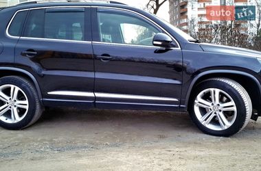 Позашляховик / Кросовер Volkswagen Tiguan 2015 в Тернополі