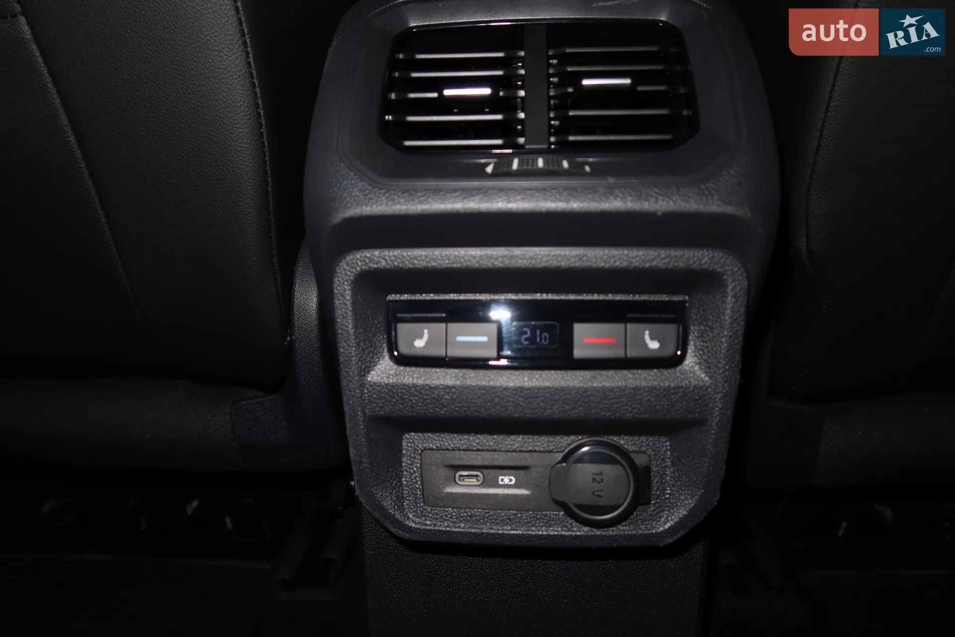 2021 Volkswagen Tiguan - мініатюра 35